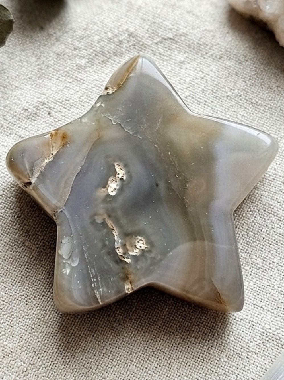Polished Grey Banded Agate Druzy Star Crystal Carving for Healing Decor 60gs 2"